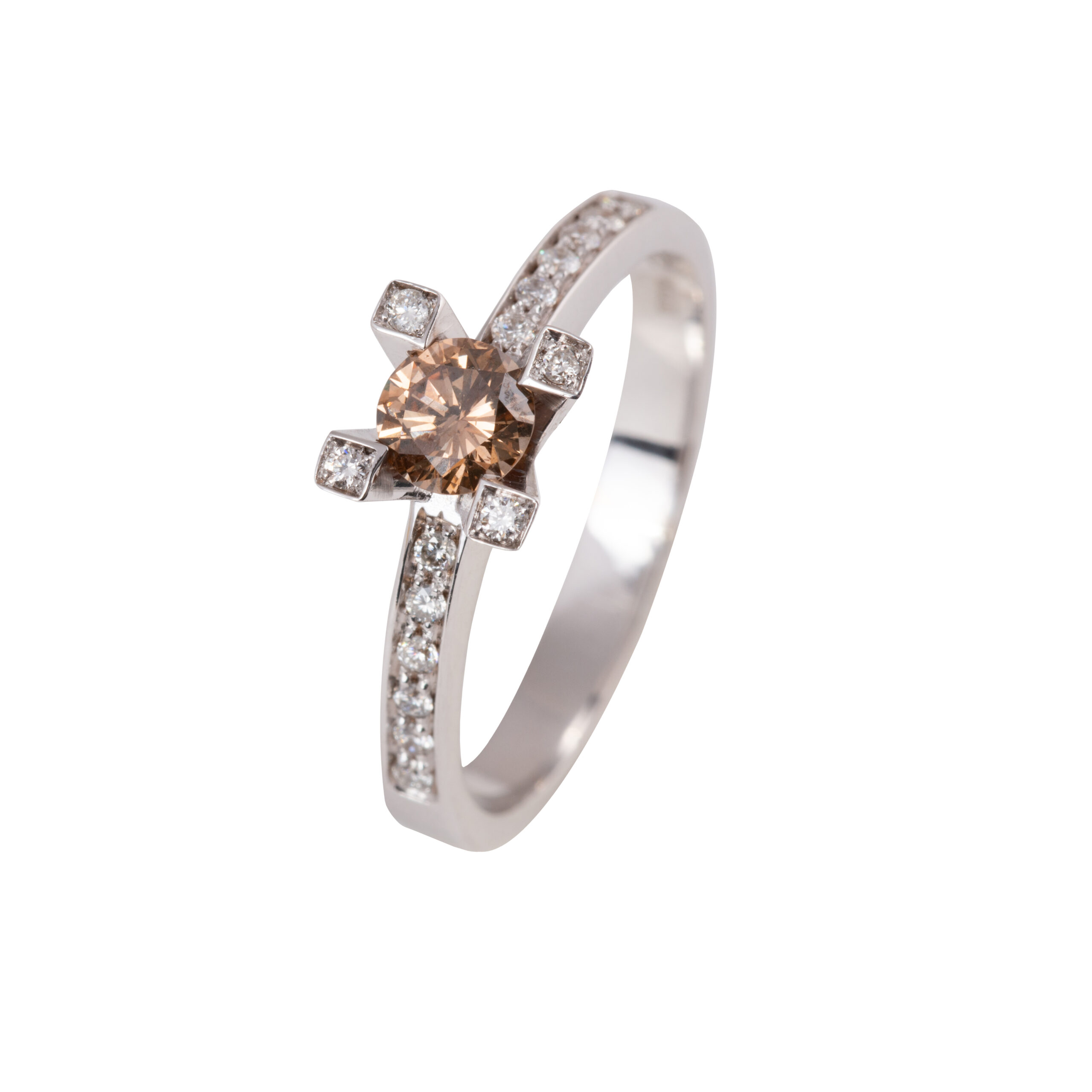 solitario diamante brown