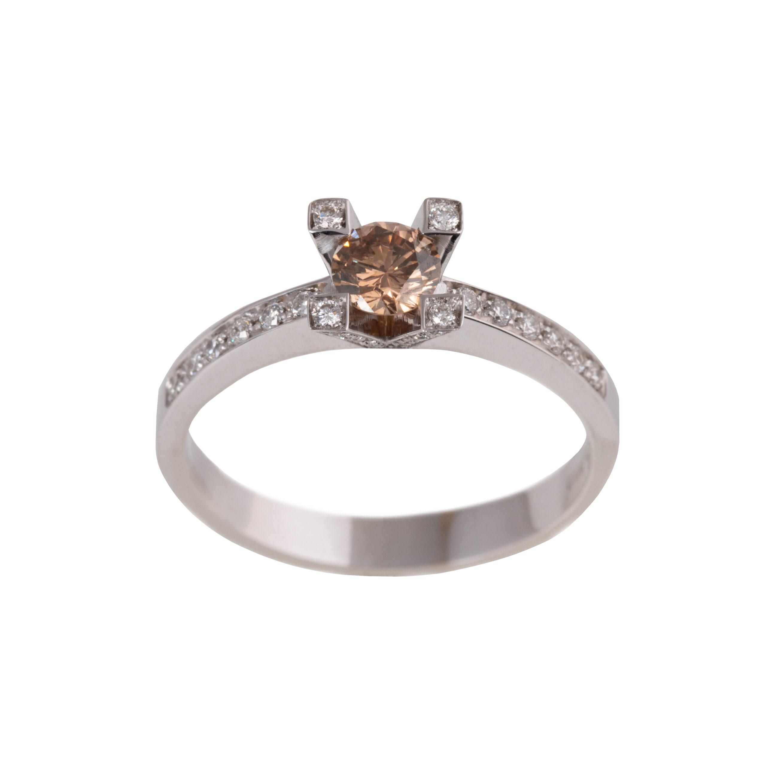solitario diamante brown